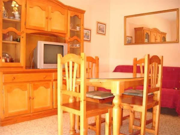 Hostal Villa Mercedes Chipiona Exterior foto